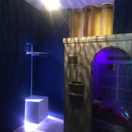 Le Love Spa Lyon Eksteriør bilde