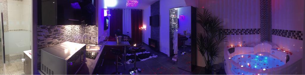 Le Love Spa Lyon Rom bilde