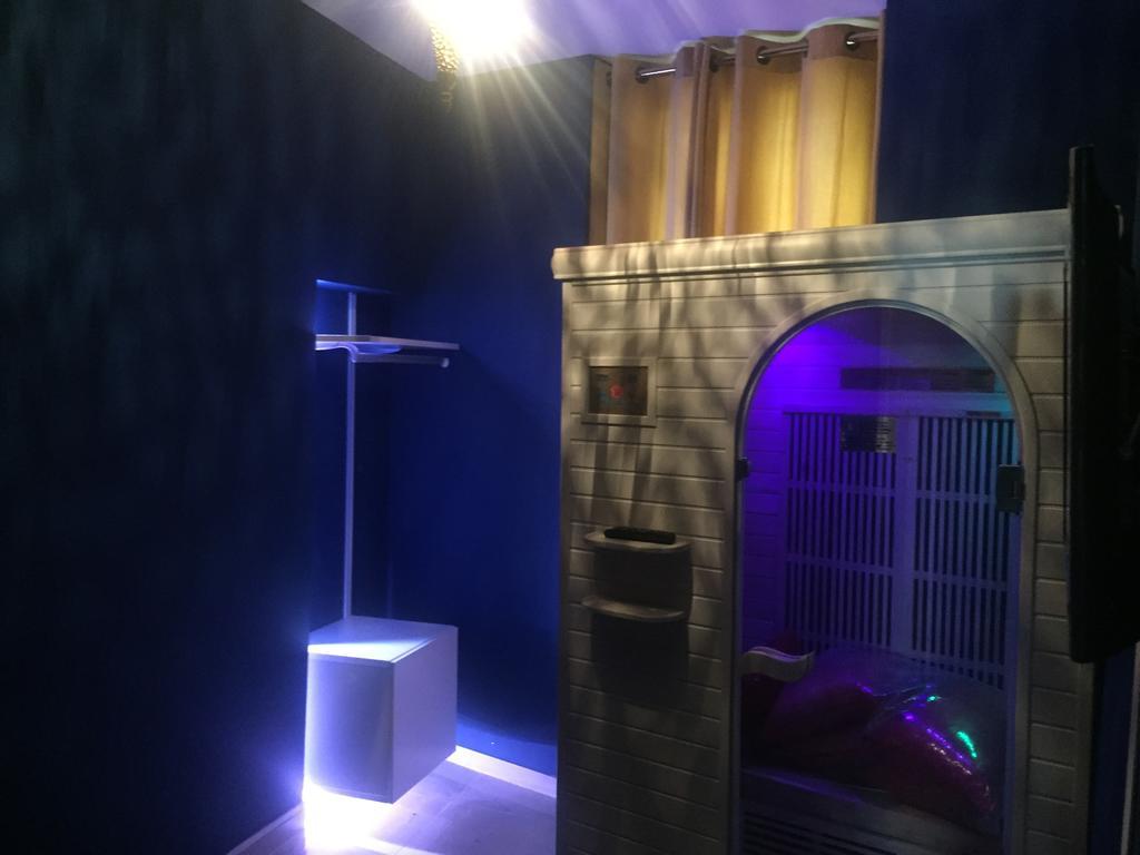 Le Love Spa Lyon Eksteriør bilde